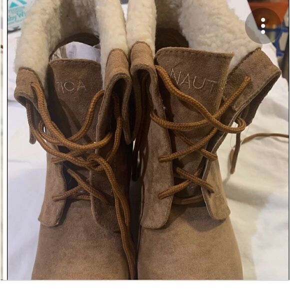 Sz 9 nautica tan nubuck suede lace up wedge heel booties/ankle boots flip down - Picture 2 of 6